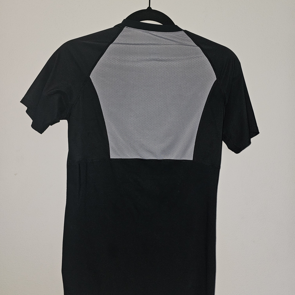 Mcdavid Men's Black Workout Athletic Performance Shirt with Mesh Back Sz S